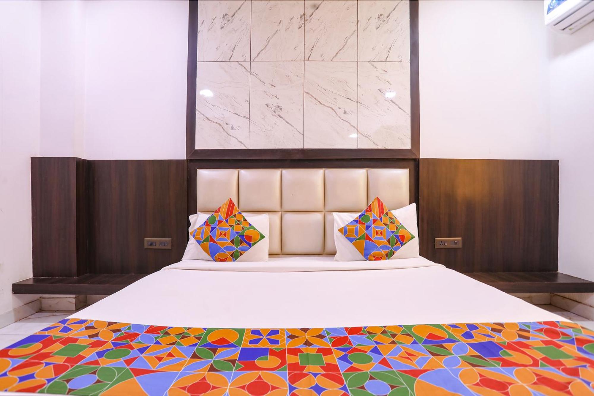 Fabhotel Grand Sparrow Tajganj Екстер'єр фото
