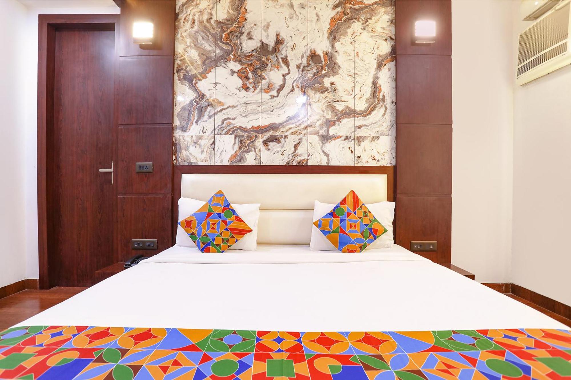 Fabhotel Grand Sparrow Tajganj Екстер'єр фото