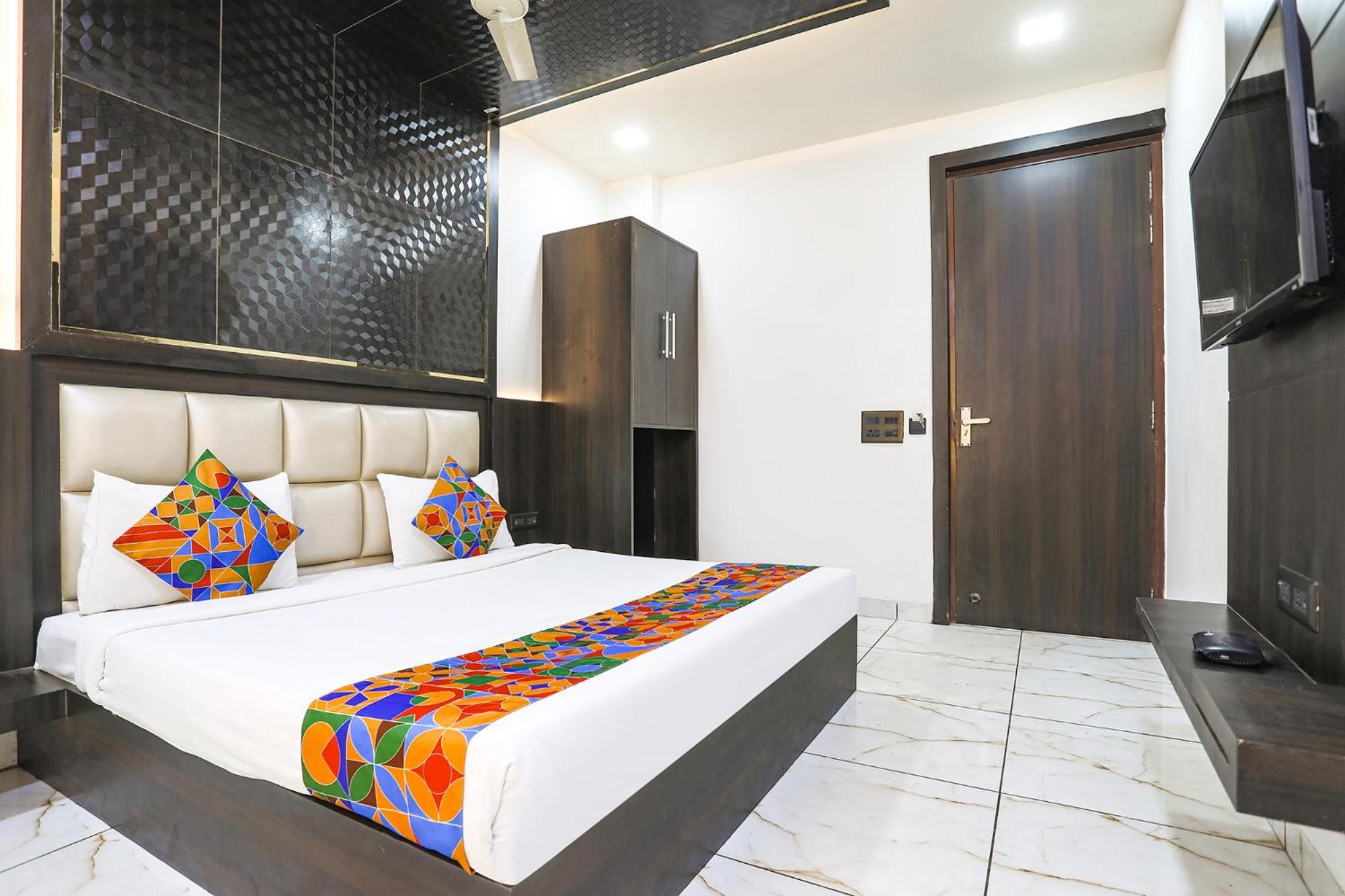 Fabhotel Grand Sparrow Tajganj Екстер'єр фото