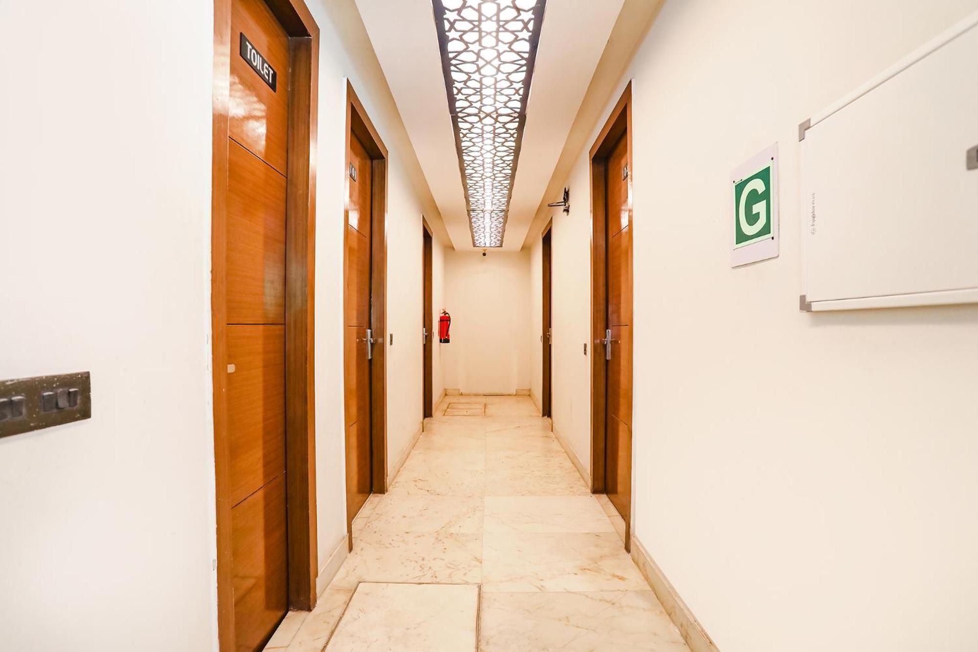 Fabhotel Grand Sparrow Tajganj Екстер'єр фото